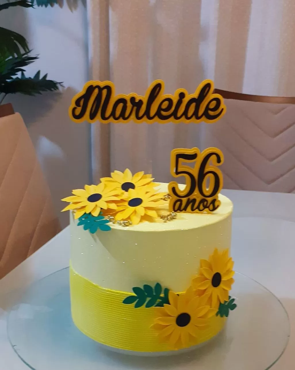 Decoração de Bolo de Aniversário Feminino - Decoração Fácil