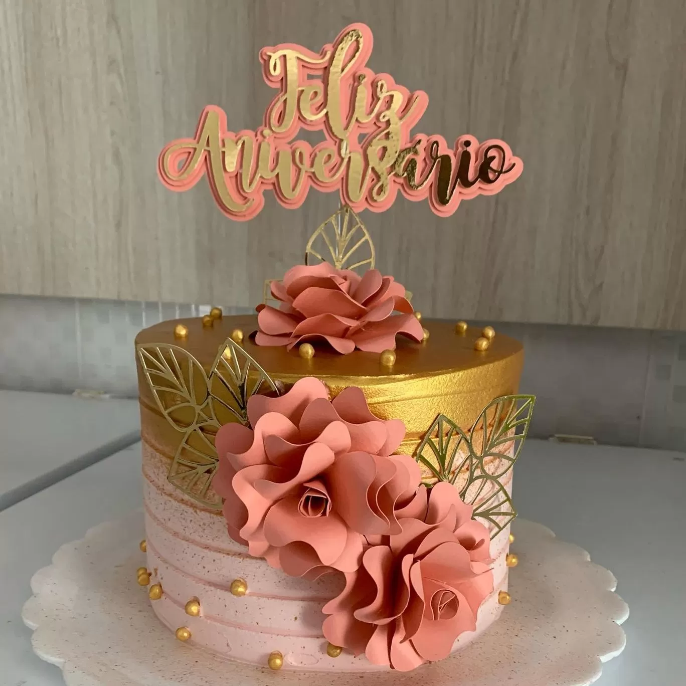 Bolo feminino delicado  Cake decorating, 50th birthday cake, Cake