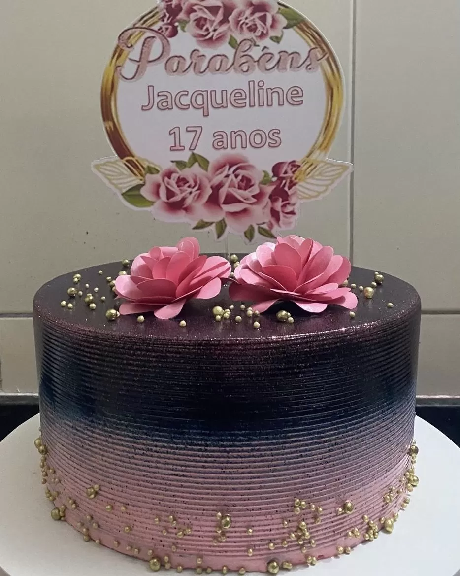 Decoração de Bolo de Aniversário Feminino - Decoração Fácil