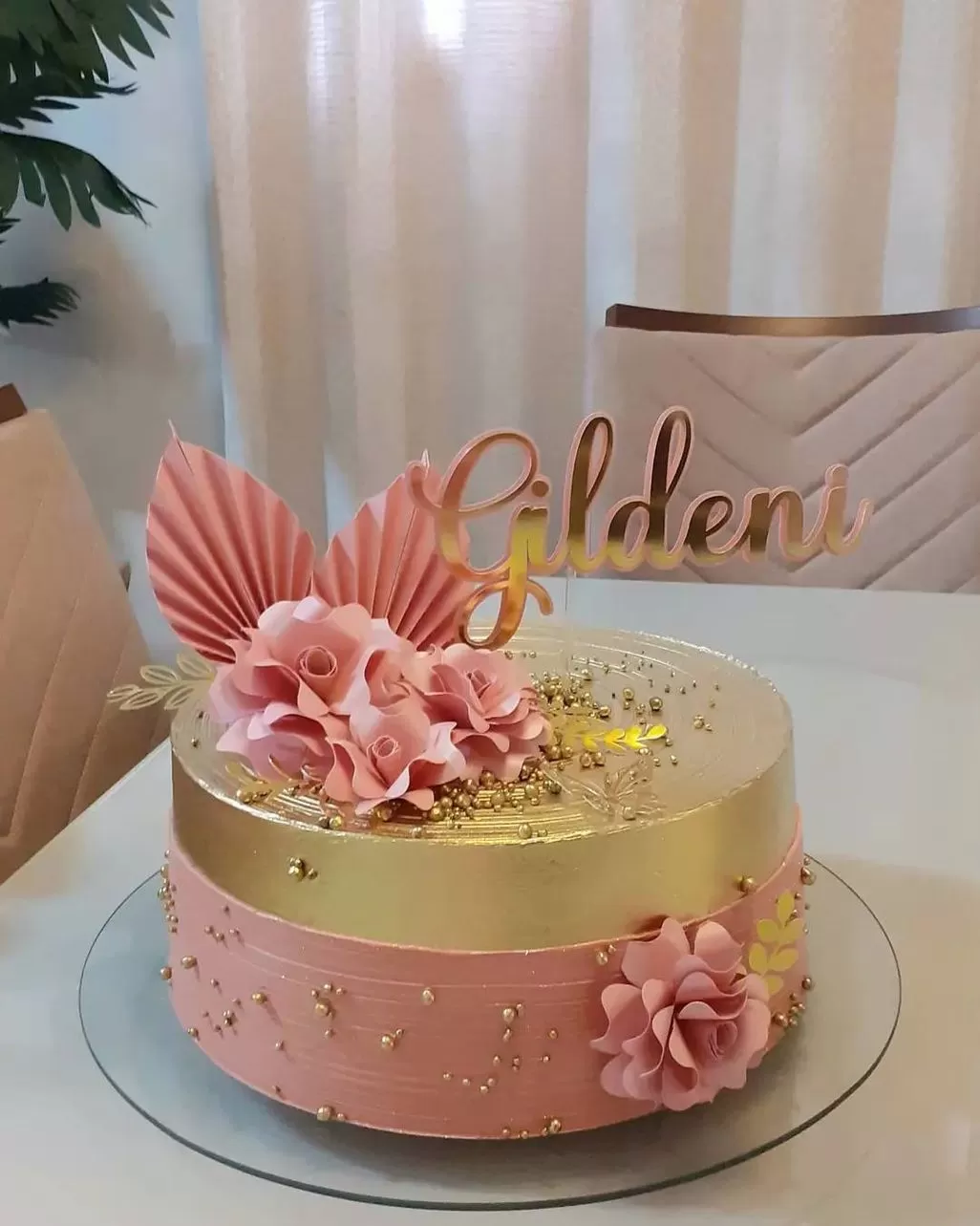 Bolo feminino moderno  Bolo, Decoração do bolo de aniversário