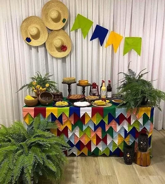 Decoração de Festa Junina. Festa Junina Simples