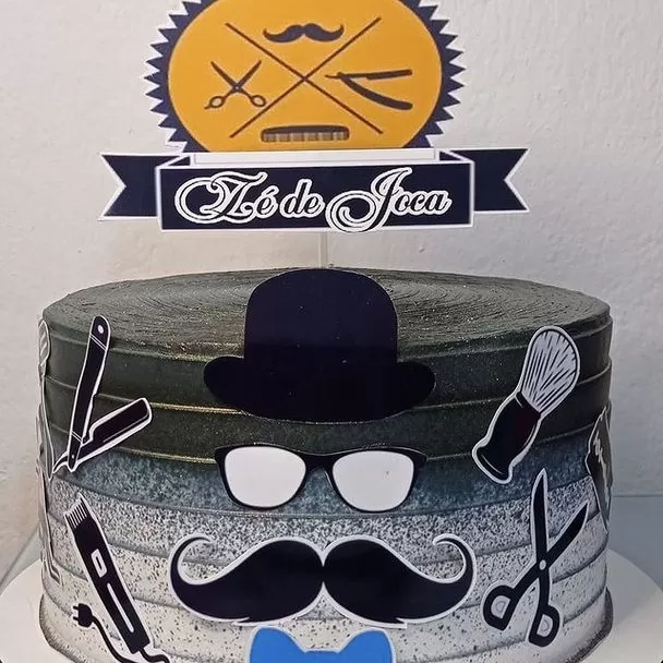 Decoração de Bolo de Aniversário Masculino. Cabelereiro Barbeiro