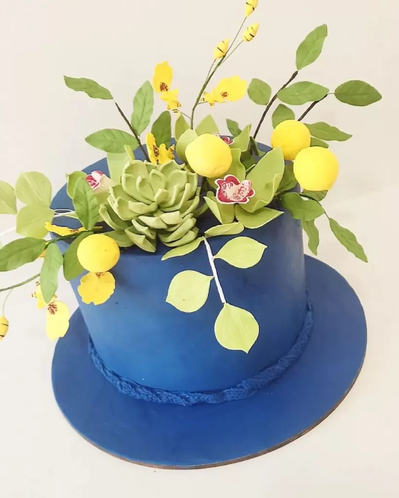 Bolo de Aniversário Feminino Moderno. Azul Petróleo