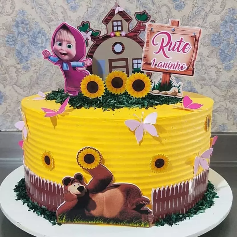 Bolo de Aniversário Infantil Feminino. Masha e o Urso